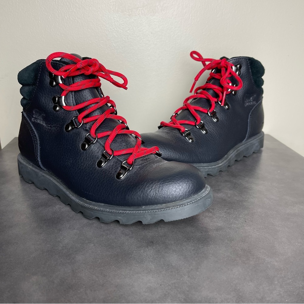 SOREL BUTY YOUTH MADSON HIKER WATERPROOF SIZE 5